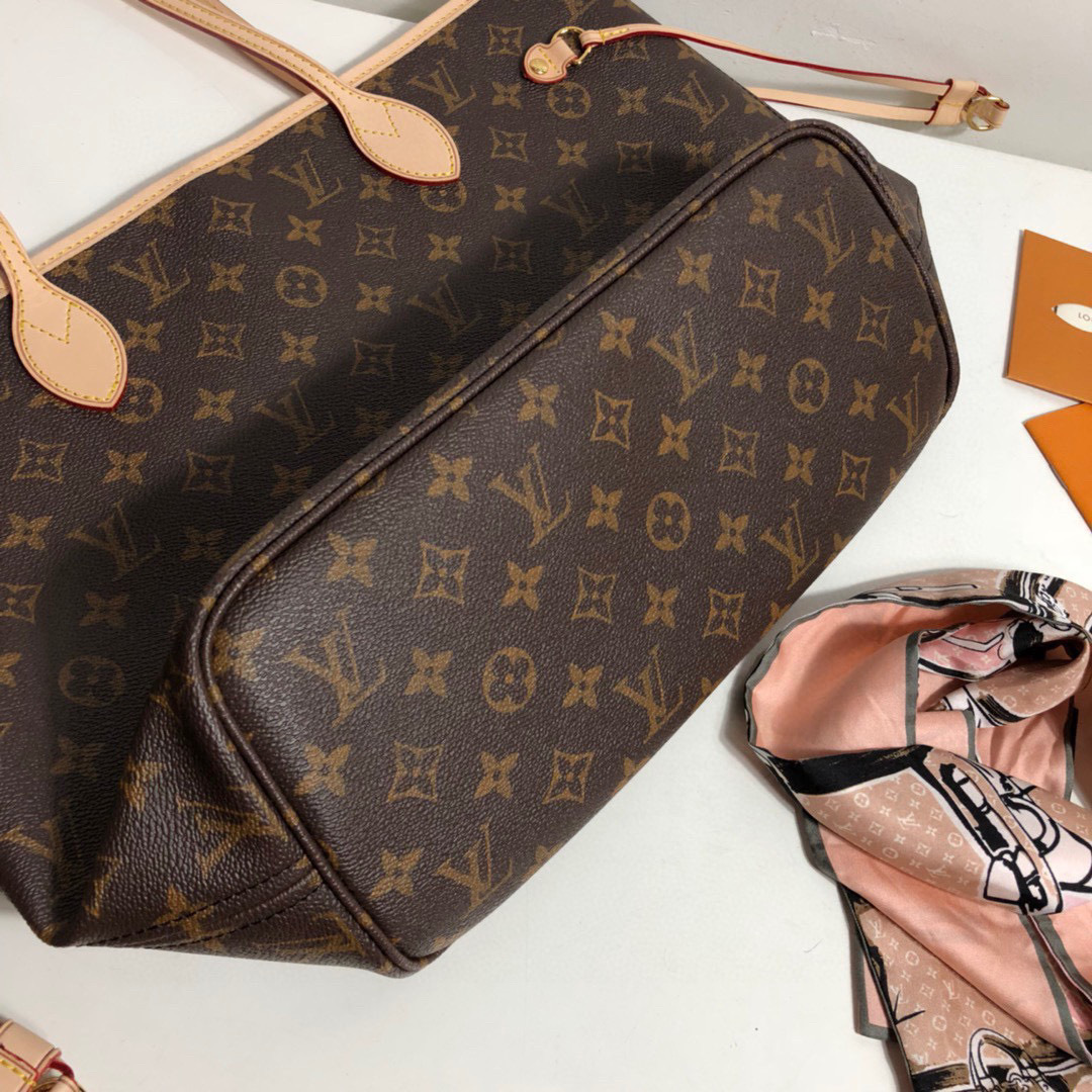 Louis Vuitton Neverfull MM Monogram Canvas Tote Bag - Image 9