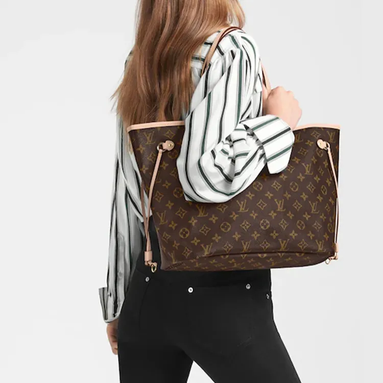 Louis Vuitton Neverfull MM Monogram Canvas Tote Bag - Image 13